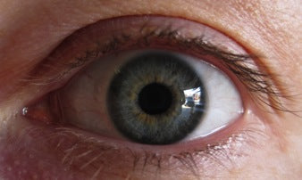How Springs Intensify Eye Colour